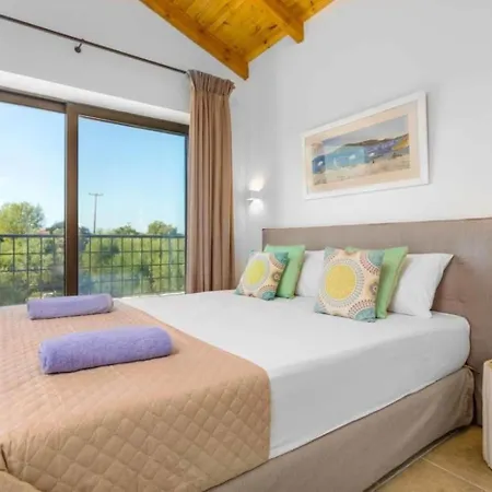 Splendid Zakynthos - 3 Bedrooms - Petlivia - En-suite Bathrooms - Walking Distance To Beach Planos (Zakynthos)