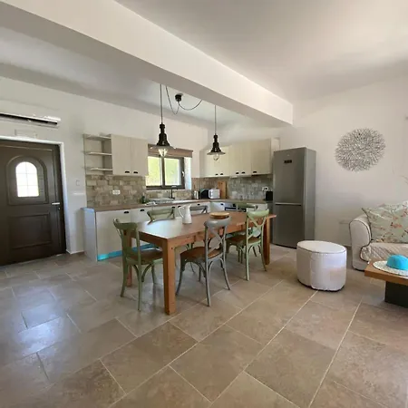 Splendid Zakynthos - 3 Bedrooms - Petlivia - En-suite Bathrooms - Walking Distance To Beach * Planos (Zakynthos)