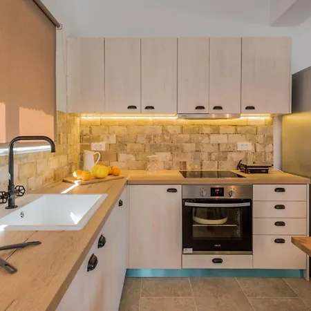 Splendid Zakynthos - 3 Bedrooms - Petlivia - En-suite Bathrooms - Walking Distance To Beach Villa