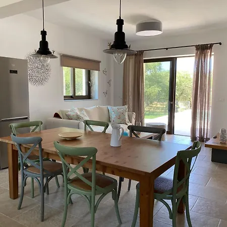 Villa Splendid Zakynthos - 3 Bedrooms - Petlivia - En-suite Bathrooms - Walking Distance To Beach Planos (Zakynthos)